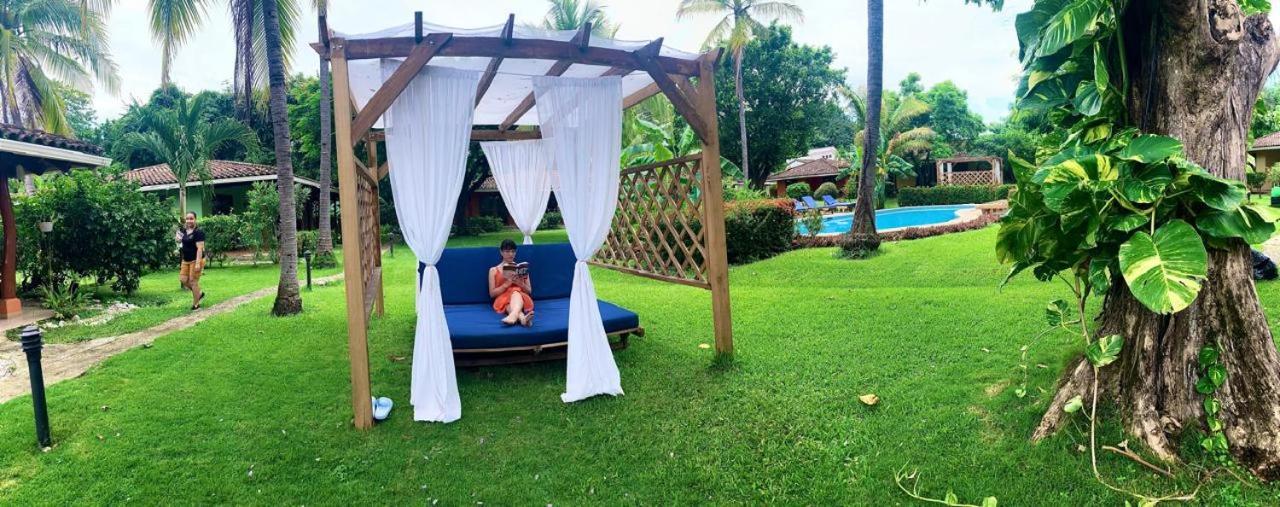 Hotel Bahia Esmeralda Потреро Экстерьер фото